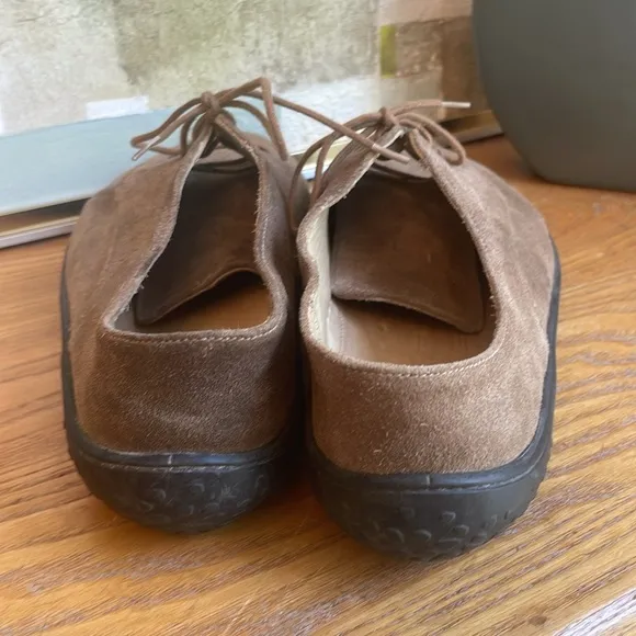 👔 Tan suede, leather lined, barefoot lace up shoes