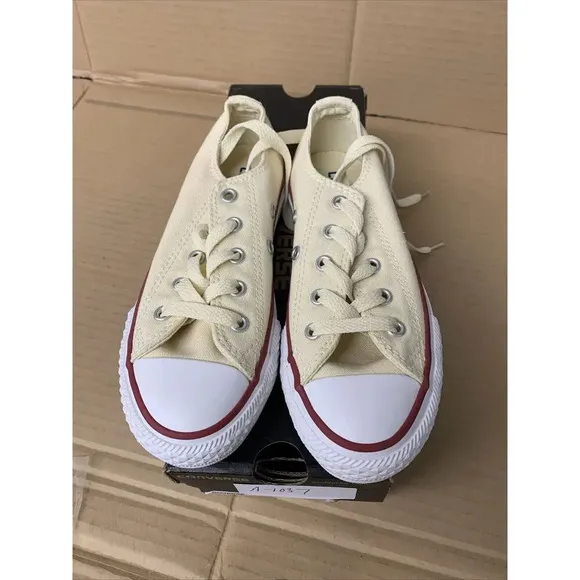1037. NEW! Converse Kids Hi Top Olive-Youths 13