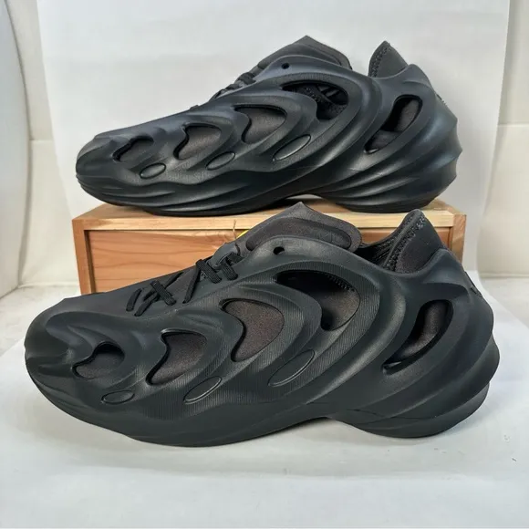 Adidas AdiFOM Q Black Carbon Training Shoes IE7449 Men's Size 11