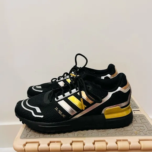 Adidas Big Kids' Originals ZX 750 Black gold size 5