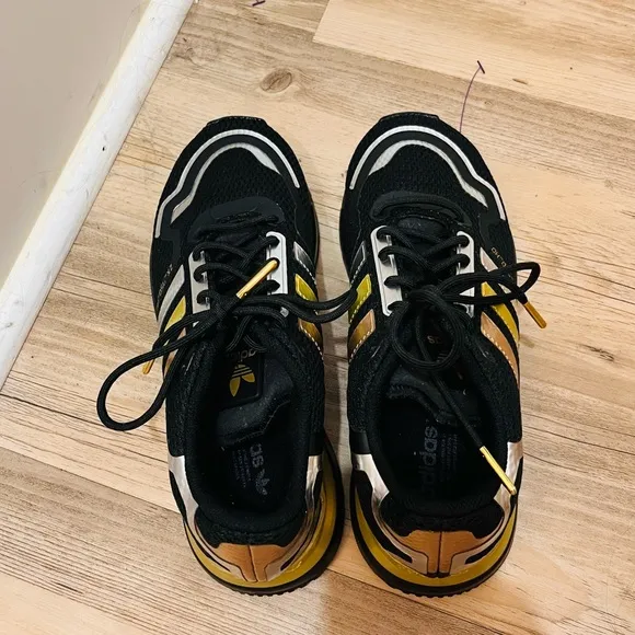 Adidas Big Kids' Originals ZX 750 Black gold size 5