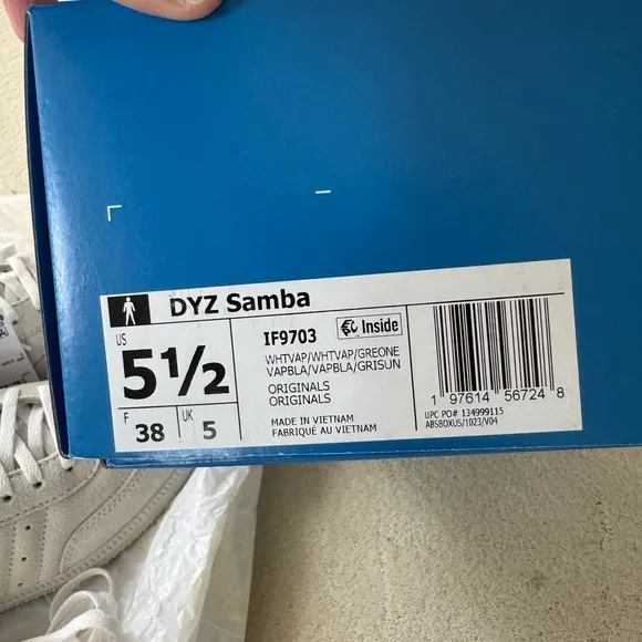 Adidas DingyunZhang SambaSize M 5.5 / W 6.5Colour: White Vapour/ Grey one