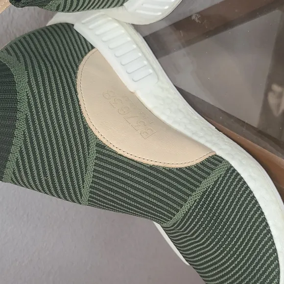 Adidas NMD CS2 pullon sock sneaker shoes size 9 men's army olive green