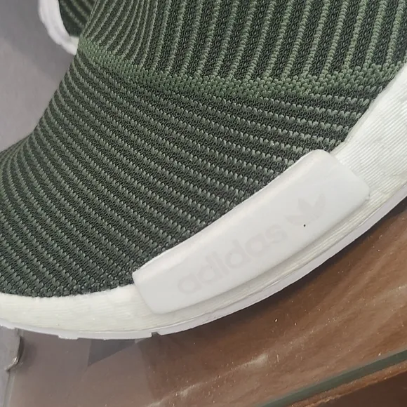 Adidas NMD CS2 pullon sock sneaker shoes size 9 men's army olive green