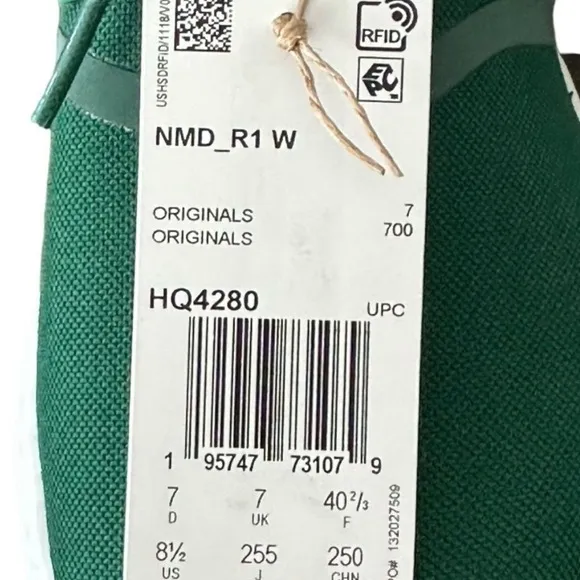 Adidas NMD R1 X Parley Dark Green Core Black White Womens Running Shoes Size 8.5
