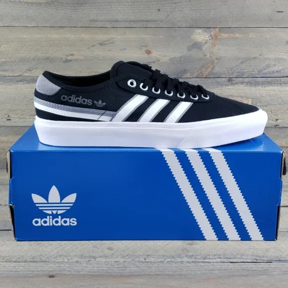 adidas Originals Delpala Casual/Skate Sneakers