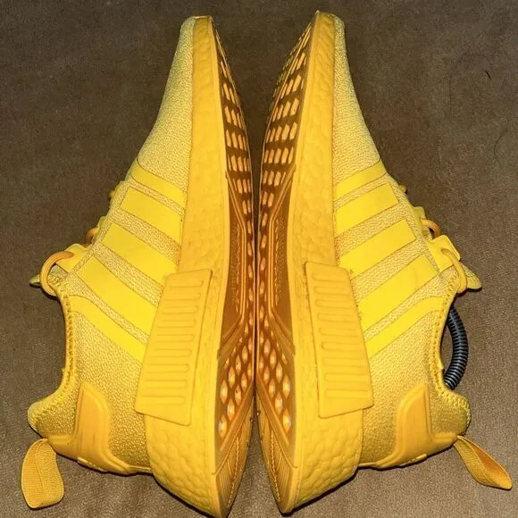 Adidas Originals NMD_R1 Collegiate Gold Sz 9.5 Men ( HP7826) Shoes Running Gym‎