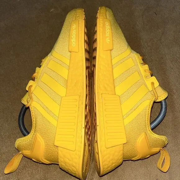 Adidas Originals NMD_R1 Collegiate Gold Sz 9.5 Men ( HP7826) Shoes Running Gym‎