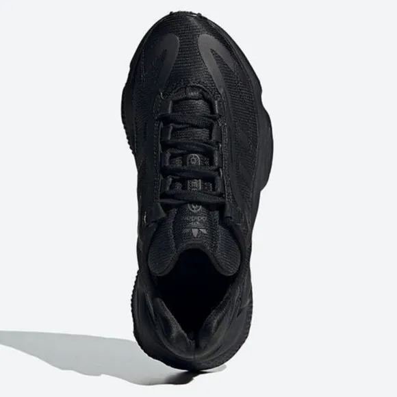 Adidas Originals Ozweego black athletic shoes