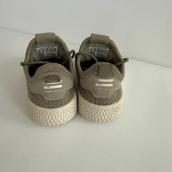 Adidas Pharrell Williams Tennis HU Infant Kids Shoes Beige Chalk White Green 5 K