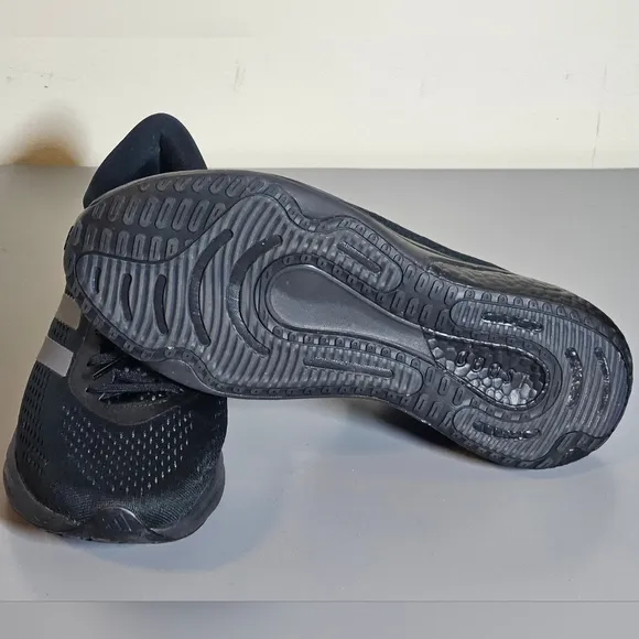 Adidas Supernova 2 Running Shoes Black /Grey‎ Size 11.5  Style: GW9087