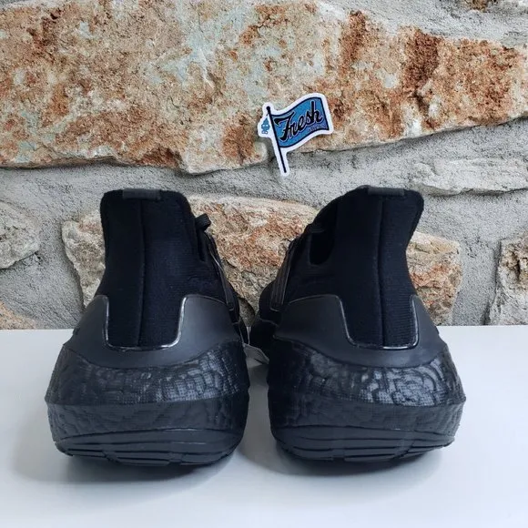 Adidas Ultraboost 21 Triple Black Running Mens Size 7.5 / Women Sz 9 FY0306 NEW!