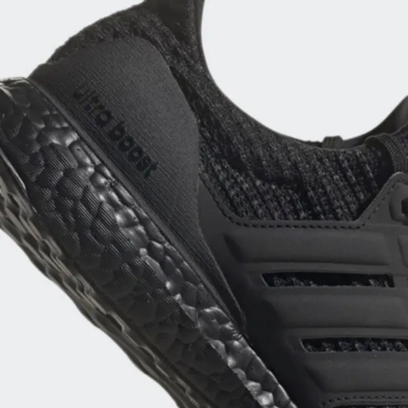 adidas UltraBOOST Triple Black