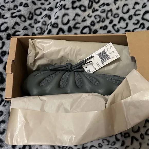 Adidas Yeezy 450 Gray Sneakers Knit Upper
