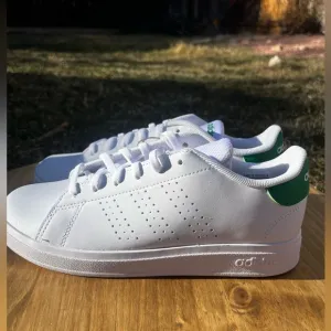 Adidas Youth SZ 4 Tennis Sneakers Shoes Style Advantage Base 2.0 J (White/Green)