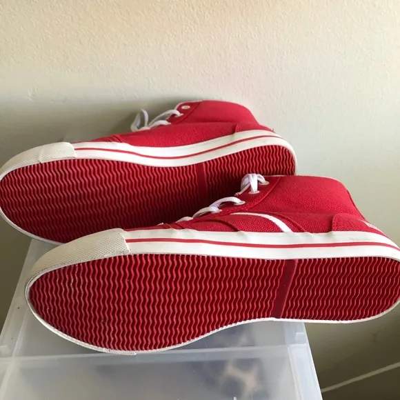 Admiral Red Woman's Sneakers