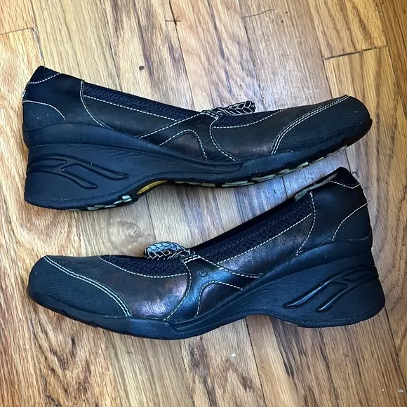 Ahnu Black Metalic Mary Janes Wedge Heels Slip On Shoes Vibram Sole