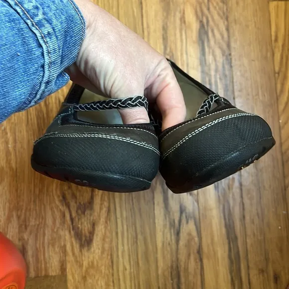 Ahnu Black Metalic Mary Janes Wedge Heels Slip On Shoes Vibram Sole