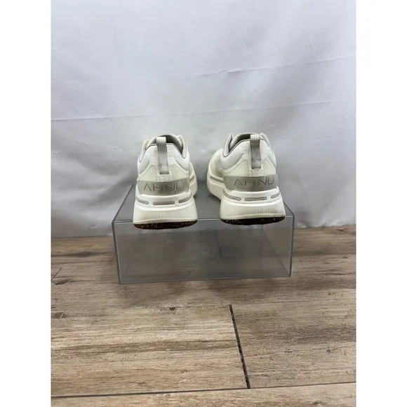 AHNU Mens SEQUENCE 1 LOW WHITE WHITE SPORTS SHOES US 9
