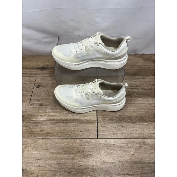 AHNU Mens SEQUENCE 1 LOW WHITE WHITE SPORTS SHOES US 9