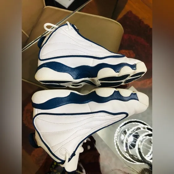 Air Jordan Pro Strong 'White Midnight Navy' Kids Sneakers. DC7909-100. Size 13C