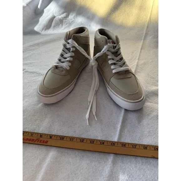 Airwalk Men's Grind Lace Sneaker Size 12 Comfortable durable Peyote Tan High Top