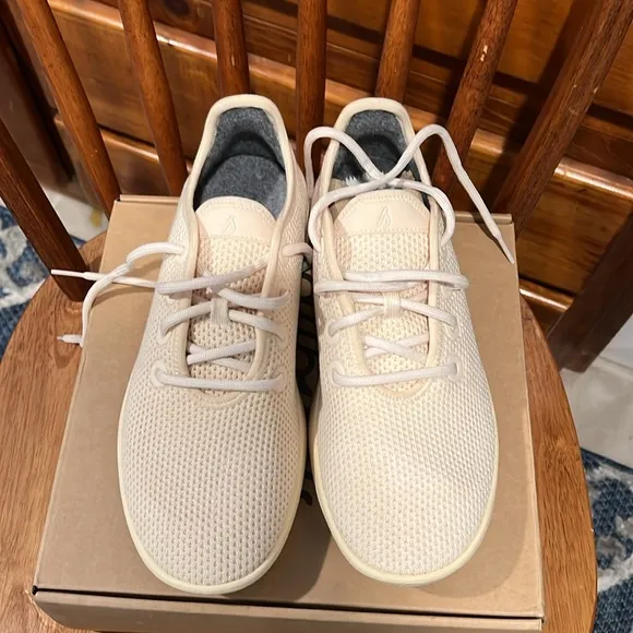 Allbirds Womens Tree Runner Aspen (Peach Sole) Running Shoes Size 9 Medi…