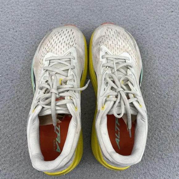 Altra Via Olympus Running Shoes Mens 8 Ivory Yellow Gorpcore Athleisure Training