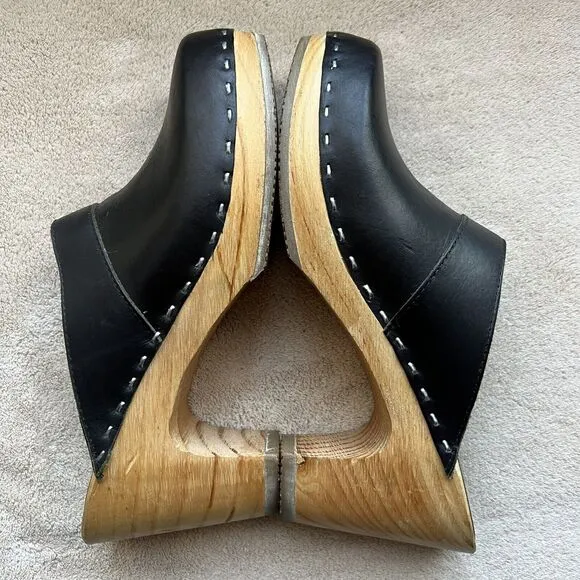 American Apparel Made In USA Black Leather Clog Boho 70s Hippie Wooden Heel US 7