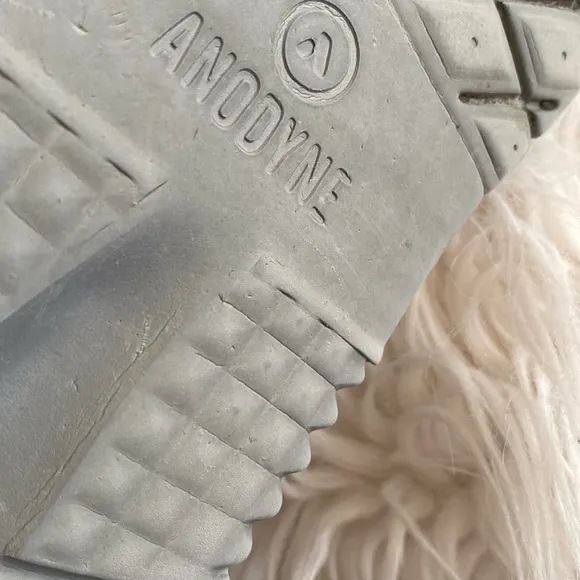 ANODYNE No 47 women running shoes