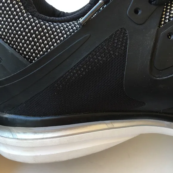 APL Ascend mens running shoes