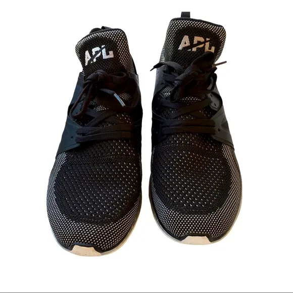 APL Ascend mens running shoes