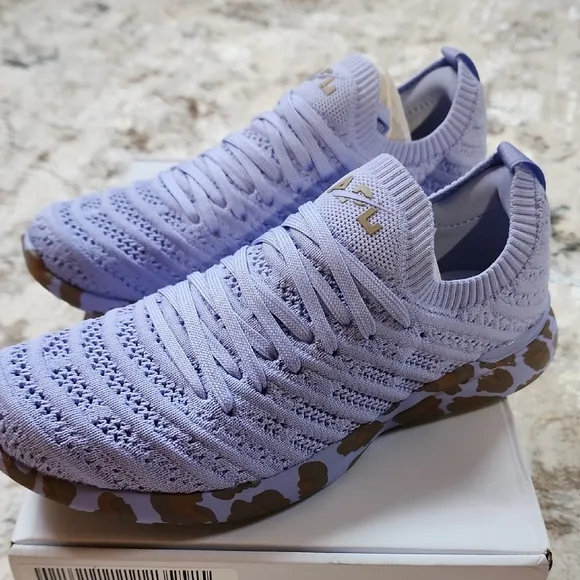 APL Techloom Wave Women's Sneakers