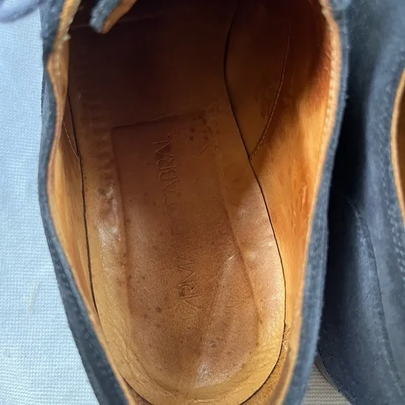 Armando Cabral Blue Oxfords Minimalist Style