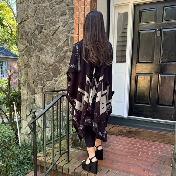 Aztec Black Oversized Fur Trim Poncho