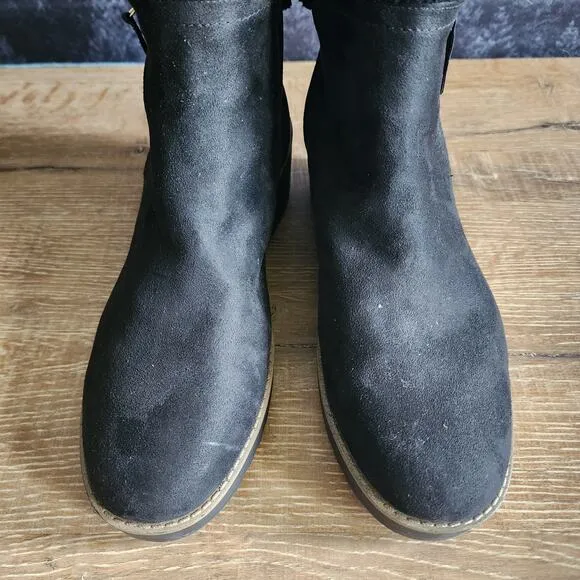 Bandolino Faux Fur Black Wedge Ankle Boots | Women's 11M
