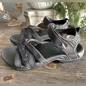 *Best Seller* Teva Tirra Sandals Women’s 8 Outdoor Hiking Water Outdoor Shoes