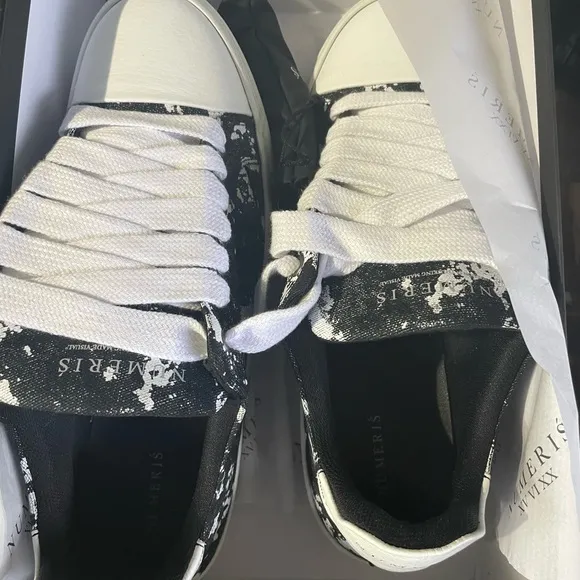 Black Sneakers for Effortless Style