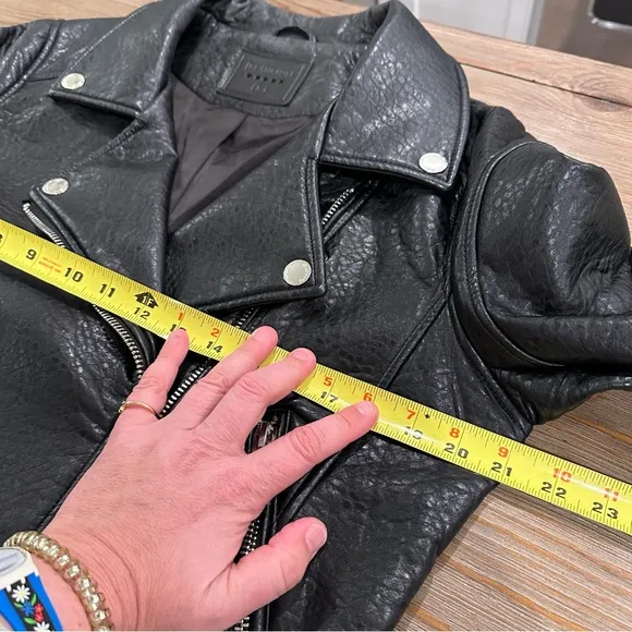 BLANK NYC FAUX LEATHER BLACK MOTO JACKET HEAVY WEIGHT FUR COLLAR WINTER COAT
