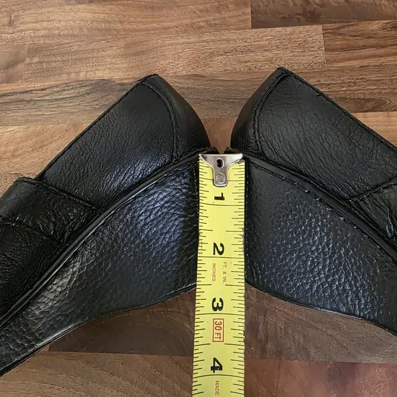 Born Black Leather Wedge Mary Jane Shoes Size Women's 7