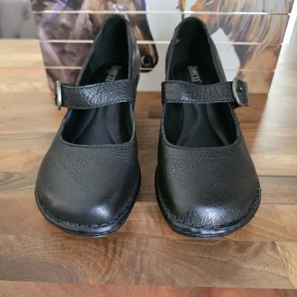 Born Black Leather Wedge Mary Jane Shoes Size Women's 7