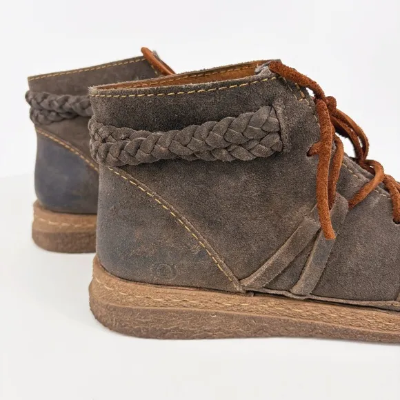 BORN | Temple II Leather Laced Ankle Boot in Distressed Gray | Sz 9