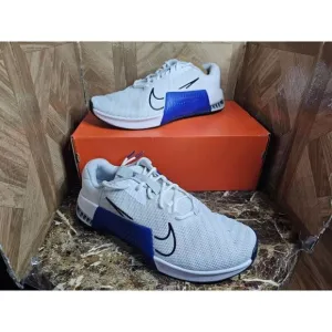 Brand New Nike Men's Metcon 9 Training Shoes White Size 13.   008