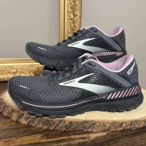 Brooks Adrenaline GTS 22 Dark Grey Purple Women's Running Shoes. Size 8.5