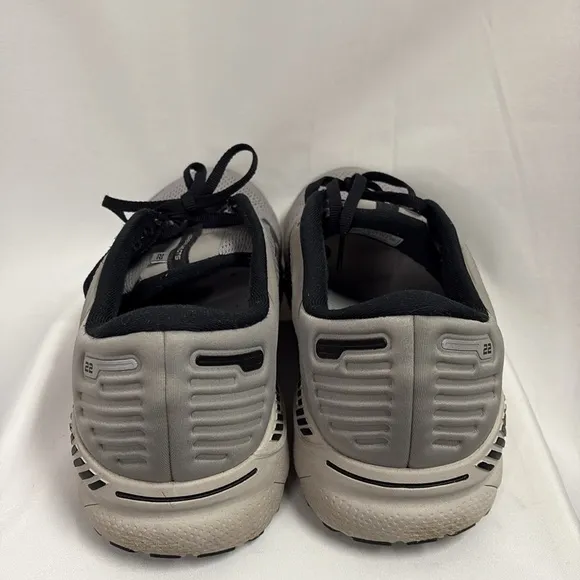 Brooks Adrenaline GTS 22 Road Running Sneakers Gray/Black Size 15 4E Extra Wide