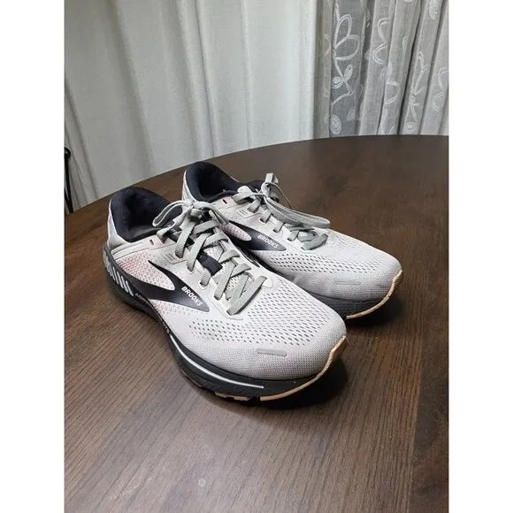 Brooks Adrenaline GTS 22 Womens Running Shoes (B Standard) 120531B035 Size 9.5