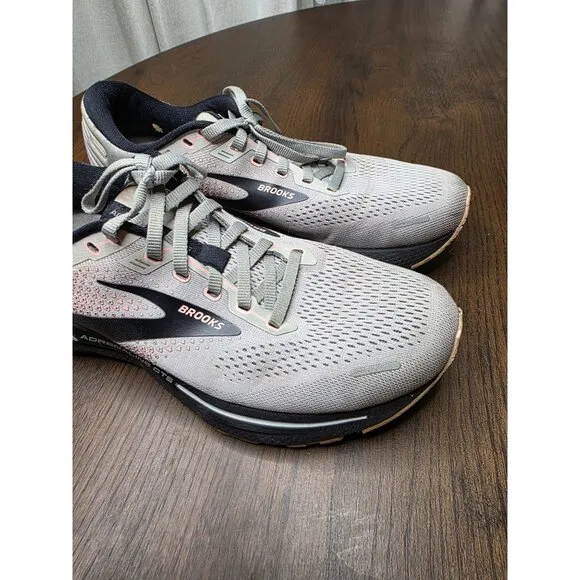 Brooks Adrenaline GTS 22 Womens Running Shoes (B Standard) 120531B035 Size 9.5