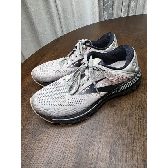 Brooks Adrenaline GTS 22 Womens Running Shoes (B Standard) 120531B035 Size 9.5