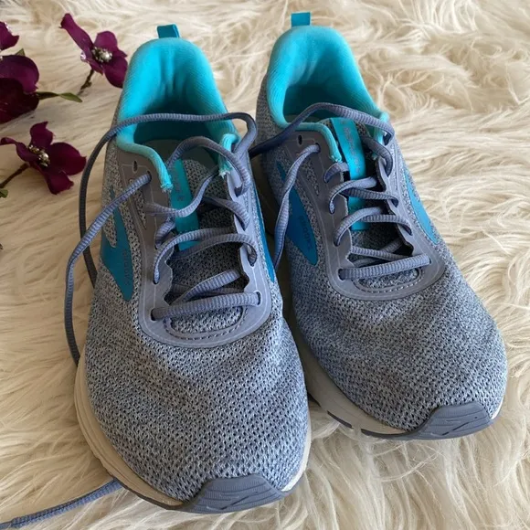 BROOKS Anthem 3 DNA athletic shoes