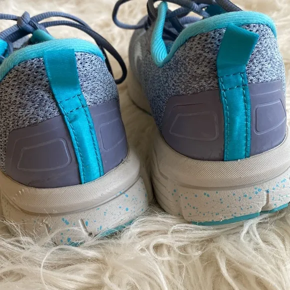 BROOKS Anthem 3 DNA athletic shoes